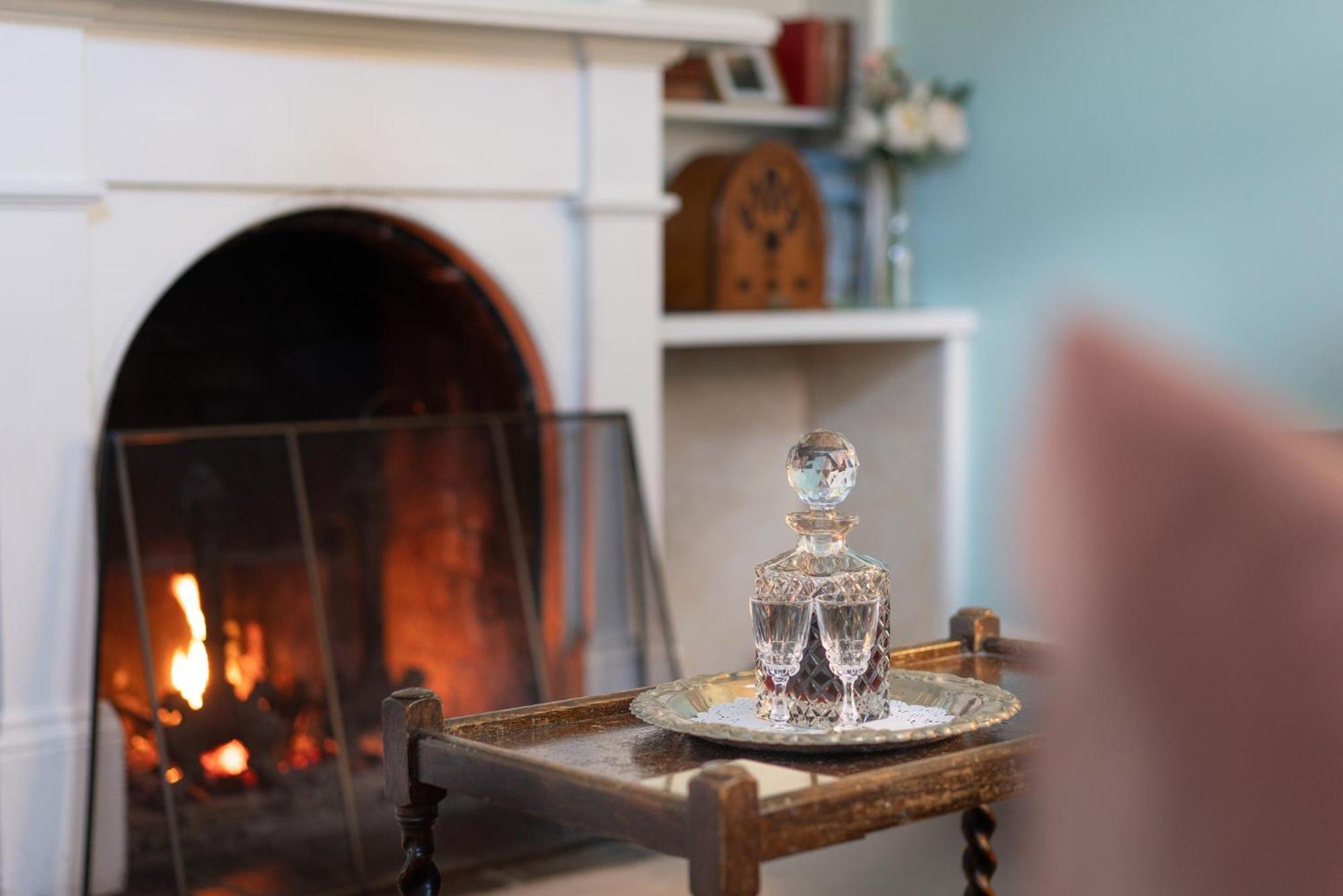 Alice'S Cottages Launceston Rum bild